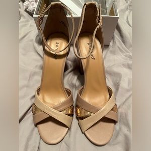 NIB Bamboo Mayleigh heel in dusty purple with rose gold glittery accents